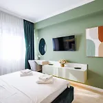Win 52 Apartment *